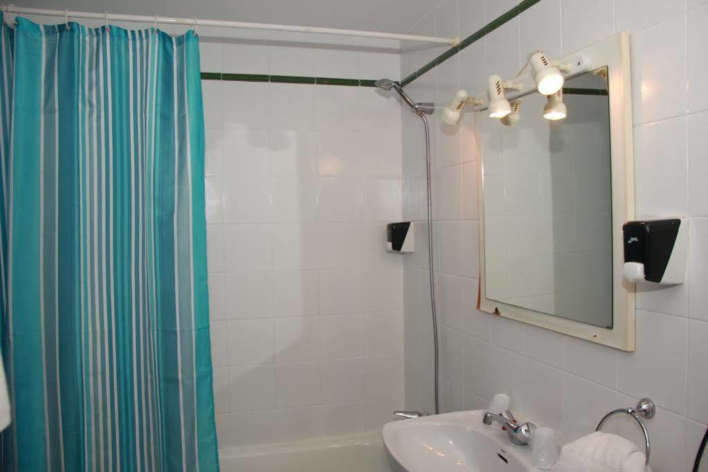 Hostal Tilos Malaga Exterior photo